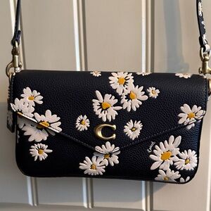 Coach small daisy crossbody